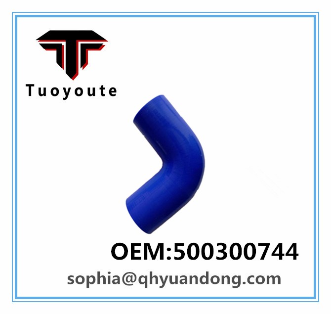 RADIAOTR HOSE IVECO OEM:500300744